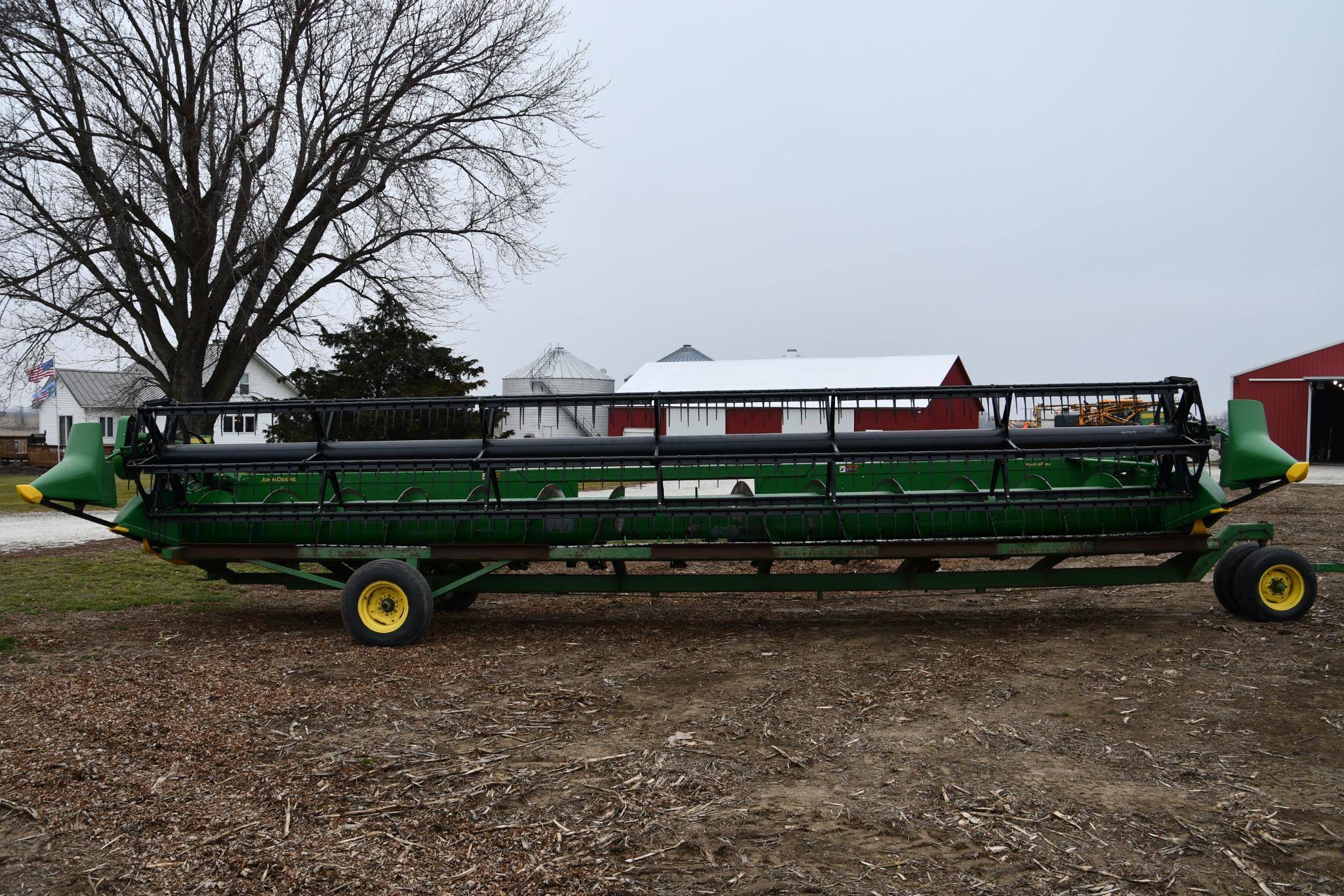 2009 John Deere 630F 30' HydraFlex platform
