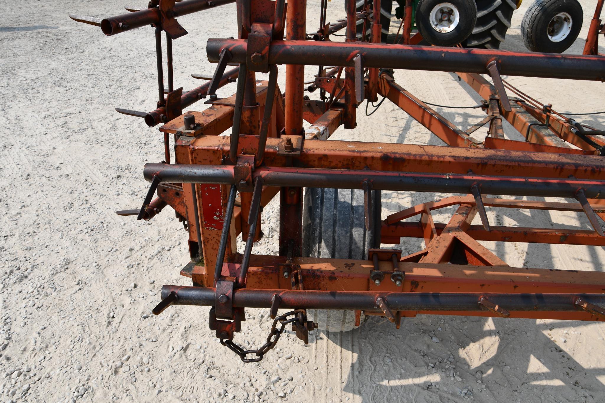 McFarlane 32' 8-bar harrow