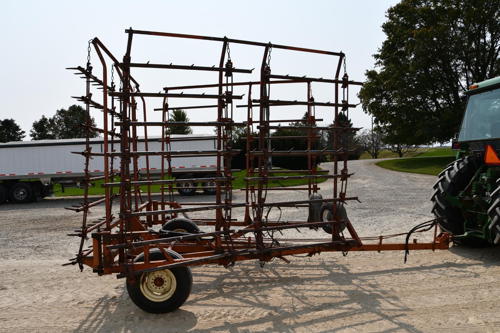 McFarlane 32' 8-bar harrow