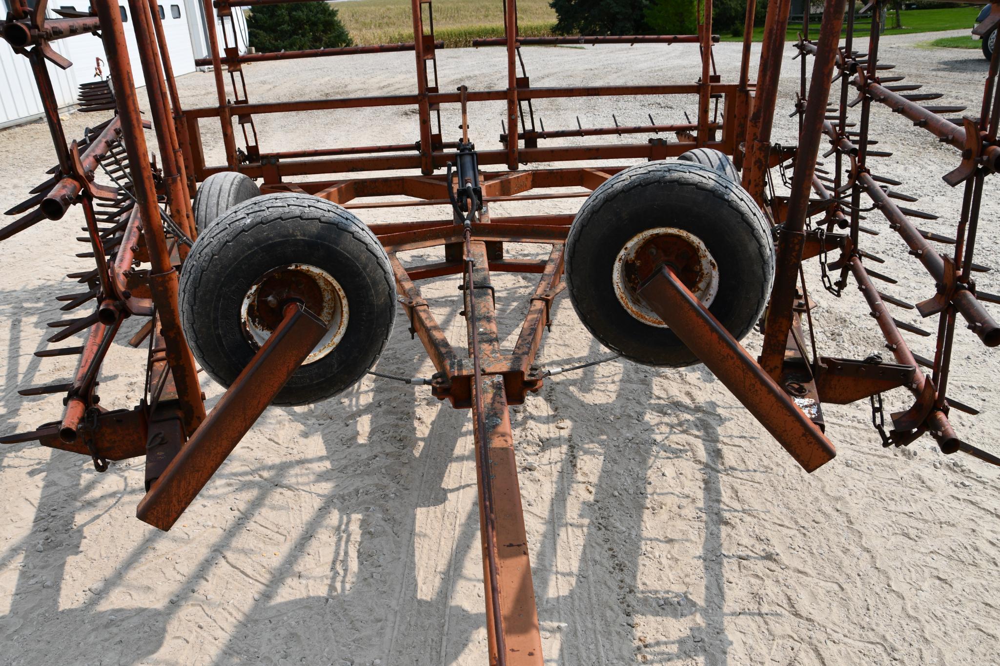 McFarlane 32' 8-bar harrow