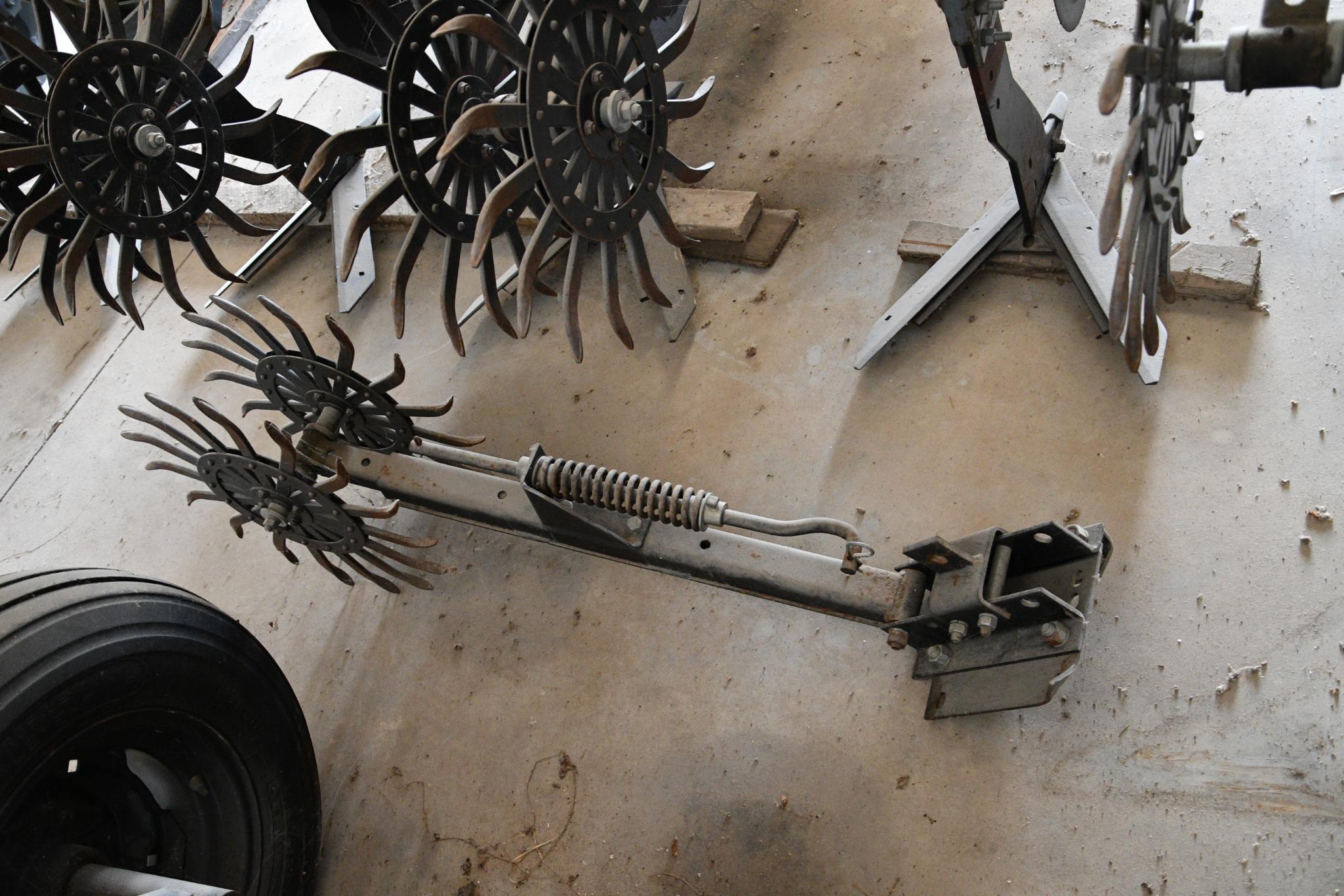 Hiniker 5000 12 row 30" cultivator