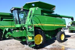 2006 John Deere 9560 STS 4wd combine