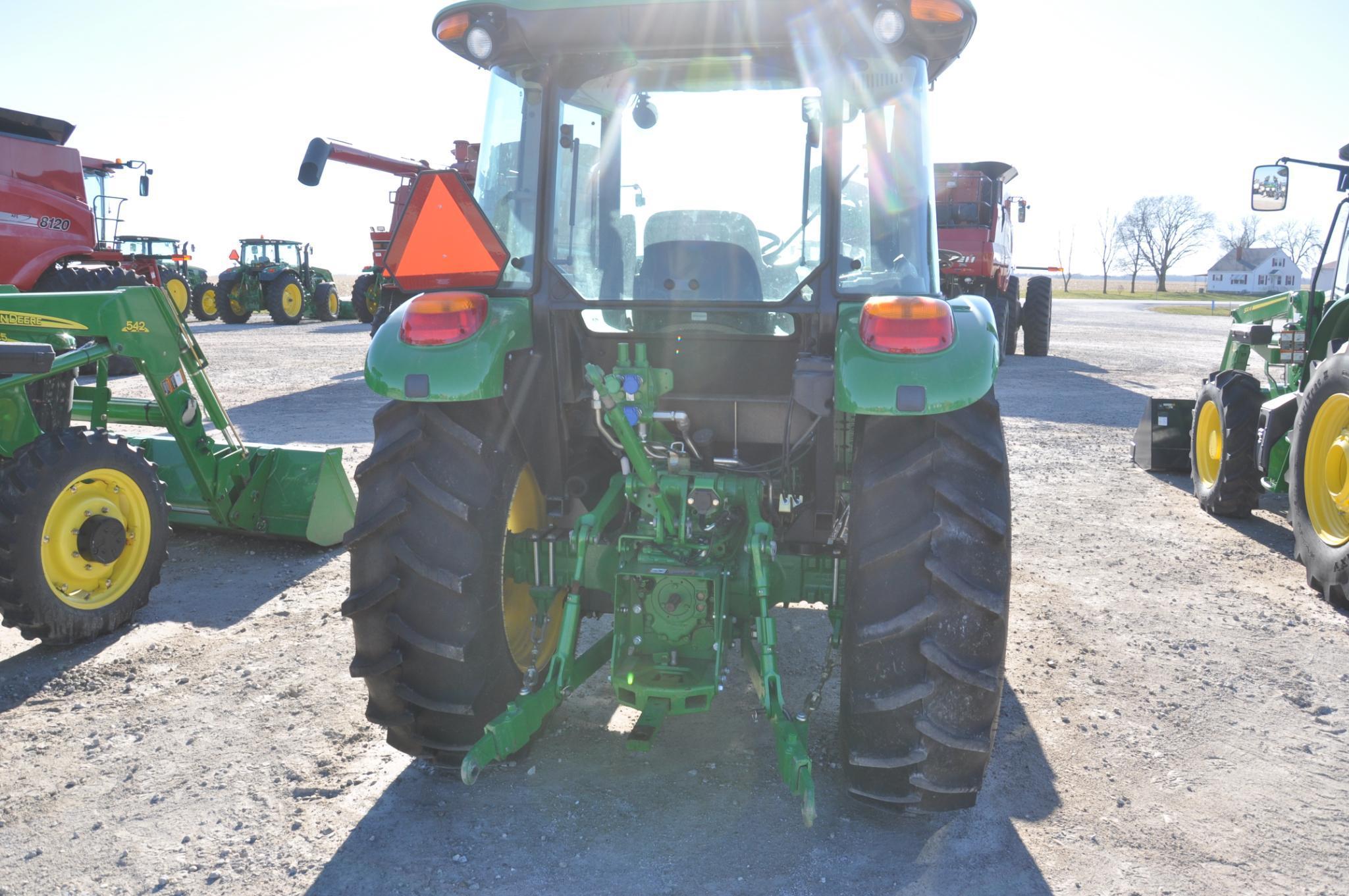 2014 John Deere 5085E MFWD tractor w/loader