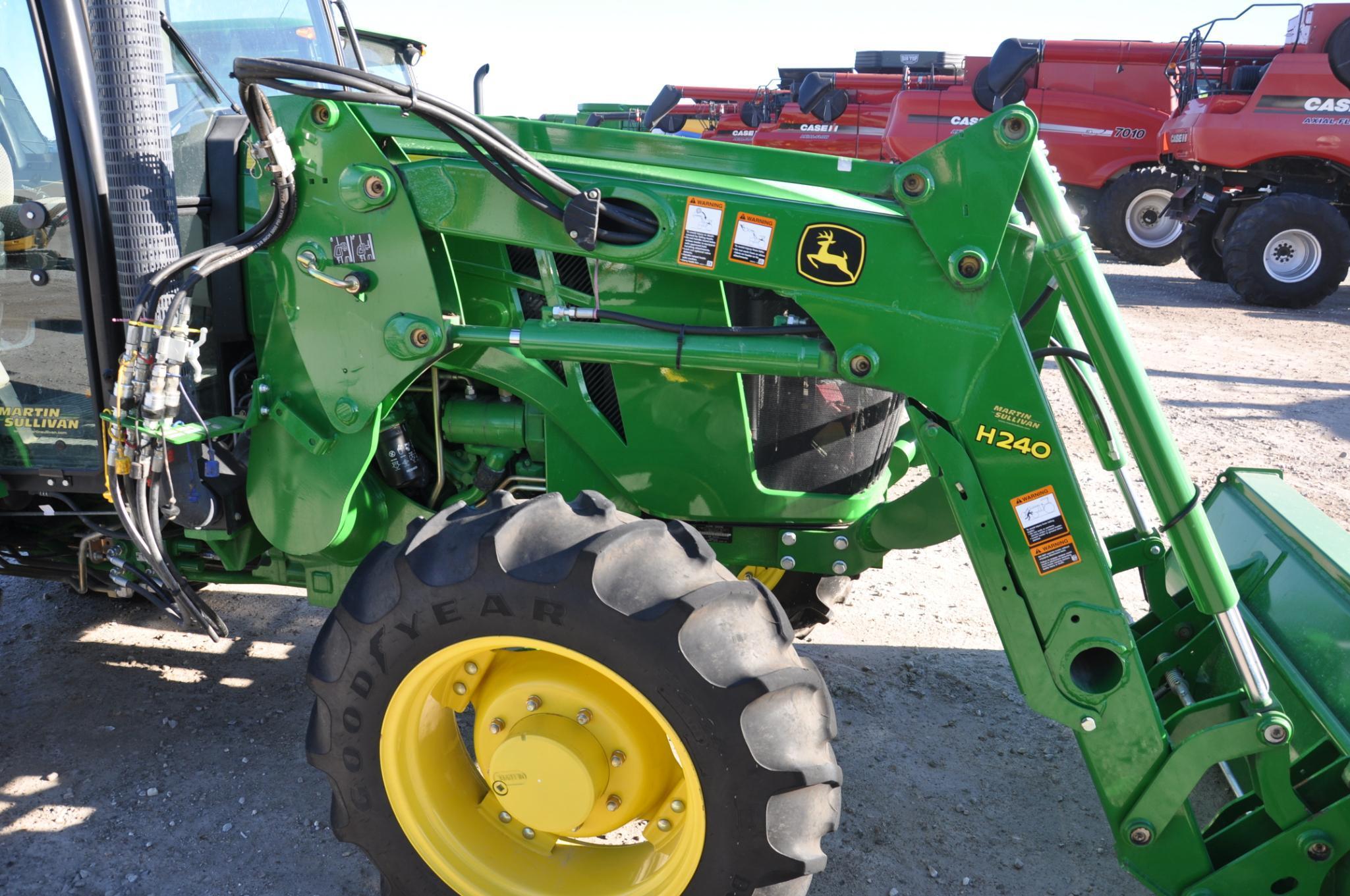 2014 John Deere 5085E MFWD tractor w/loader