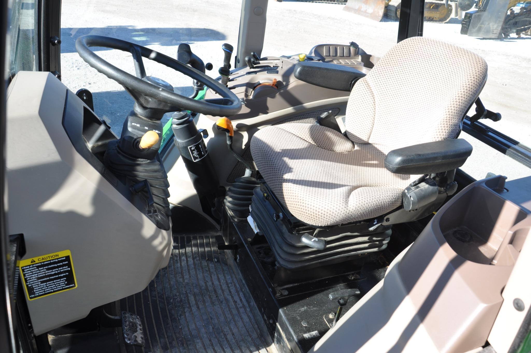 2014 John Deere 5085E MFWD tractor w/loader