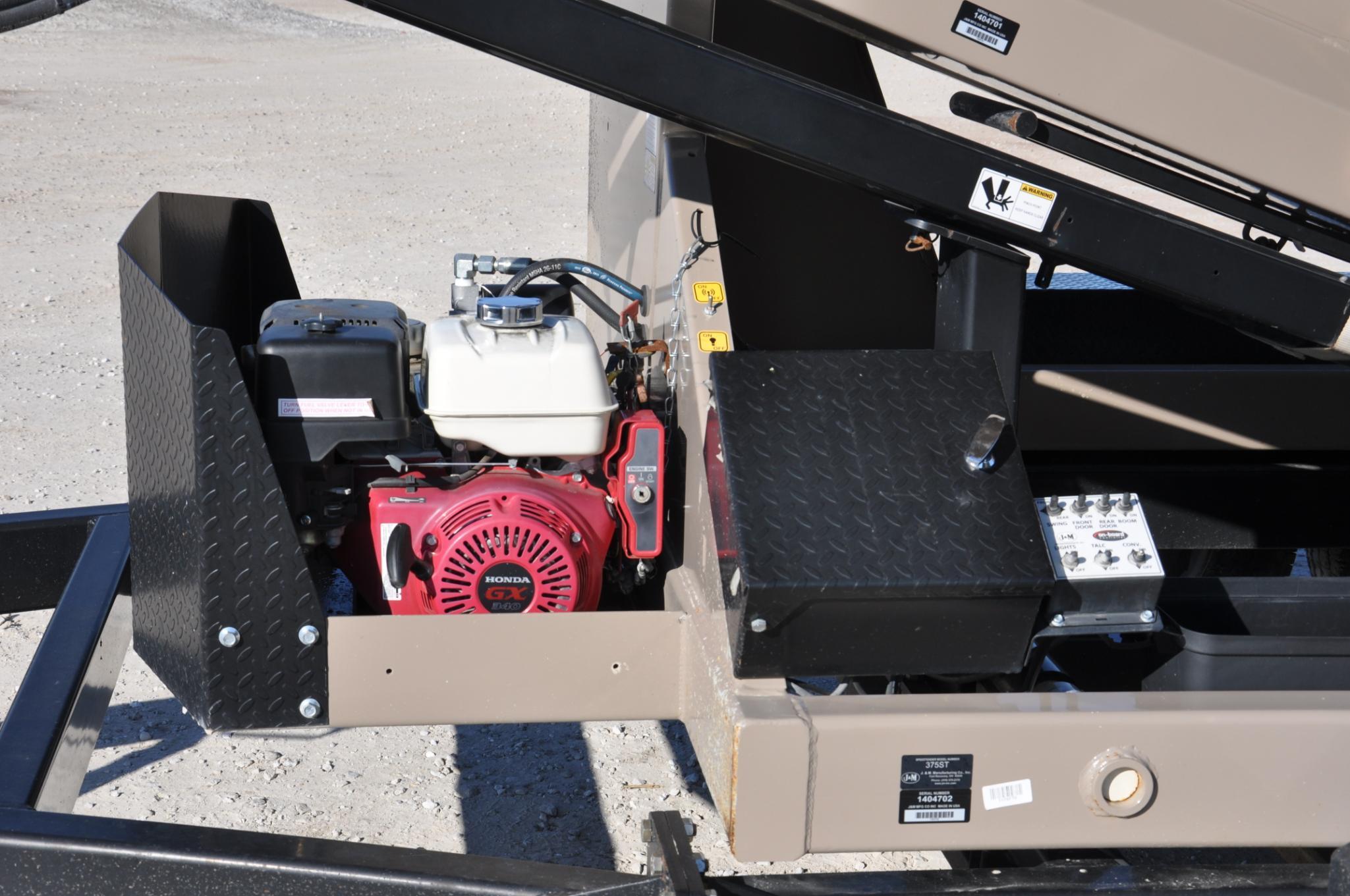 2014 J&M 375ST seed tender