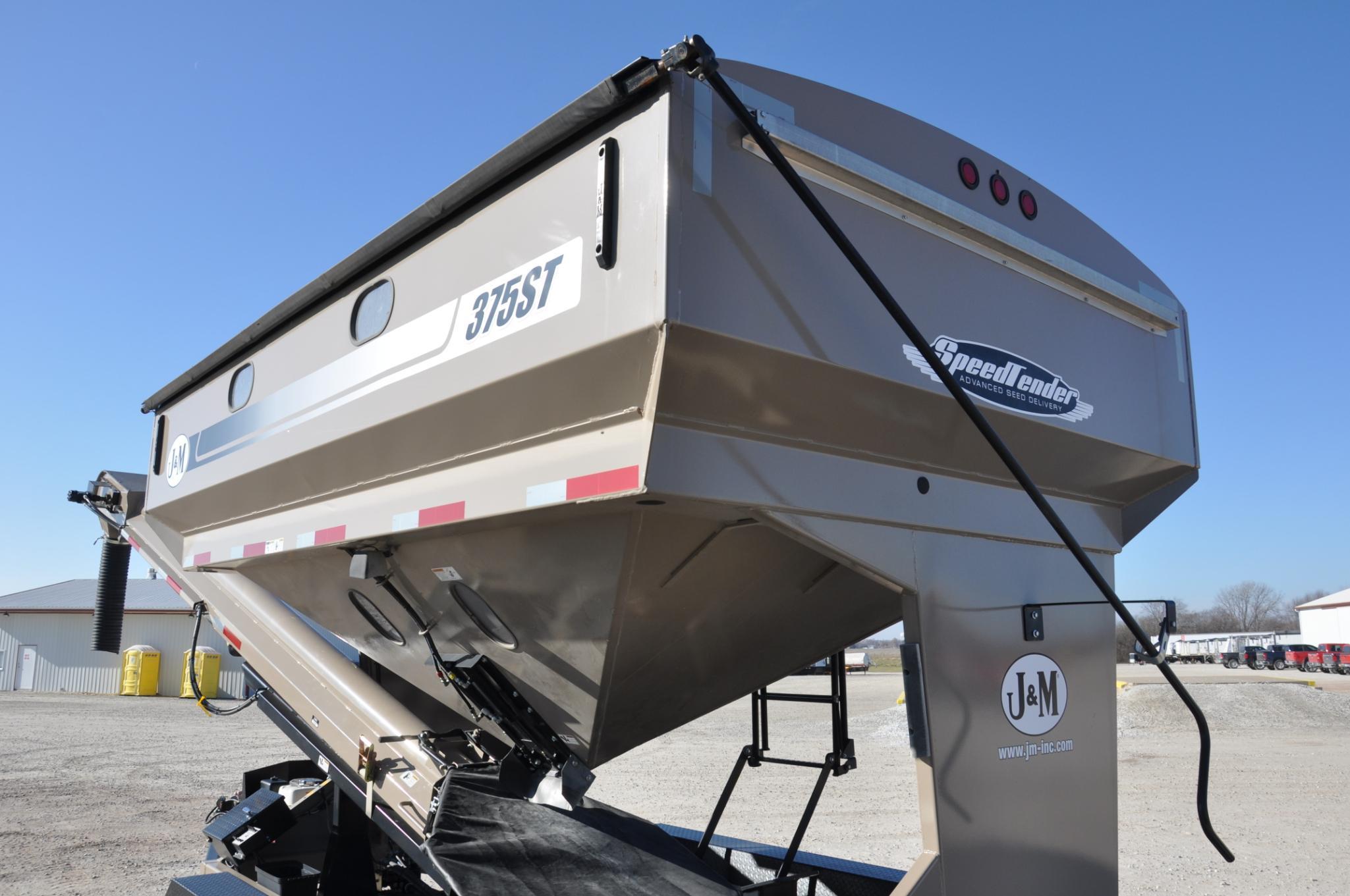2014 J&M 375ST seed tender
