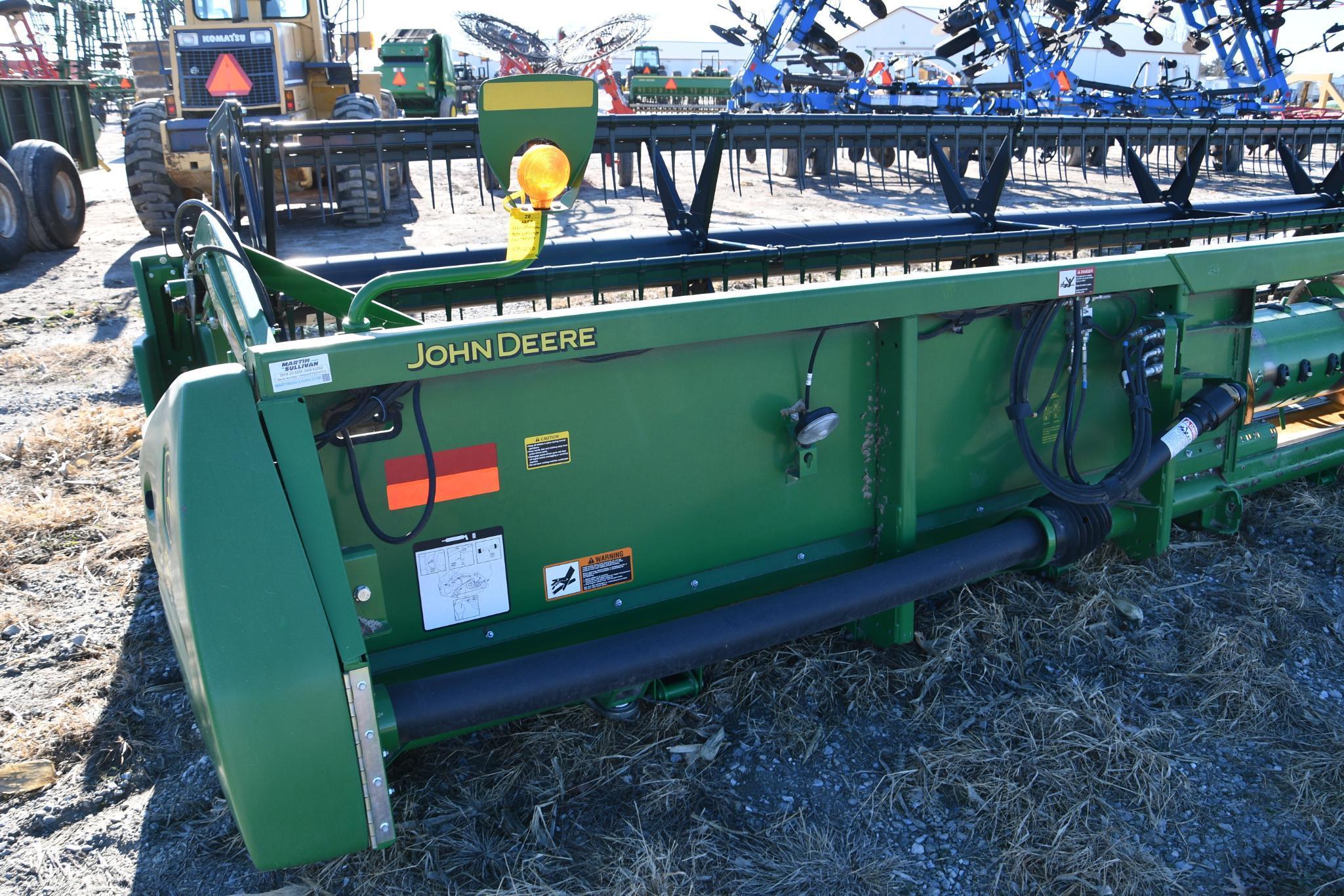 John Deere 625F 25' HydraFlex platform