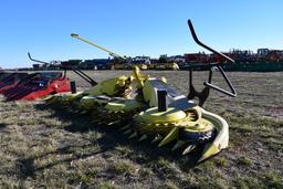 2011 John Deere 770 SPFH 10 row rotary silage head