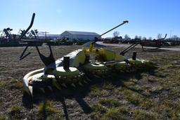 2011 John Deere 770 SPFH 10 row rotary silage head