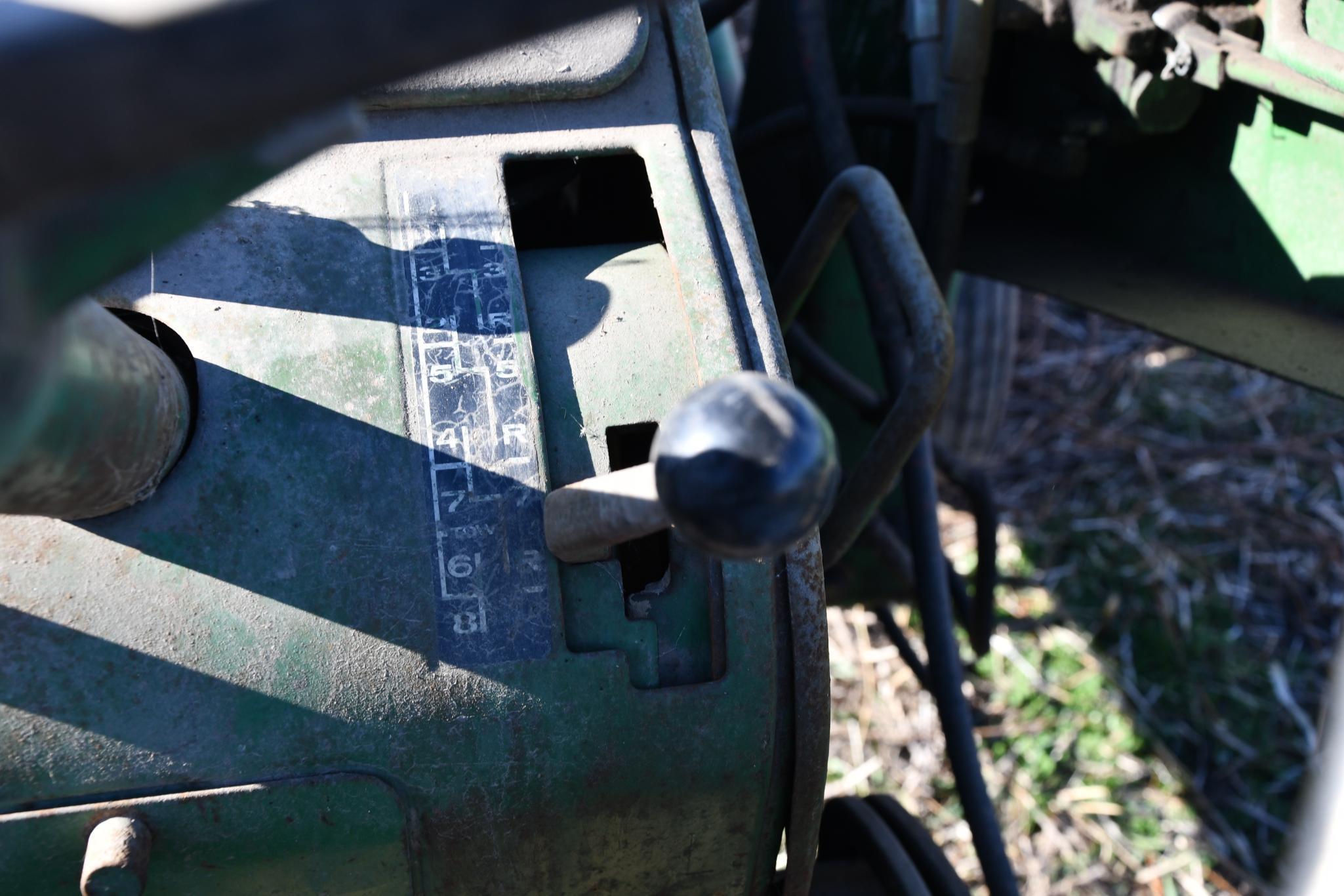 John Deere 3010 wide front 2wd tractor