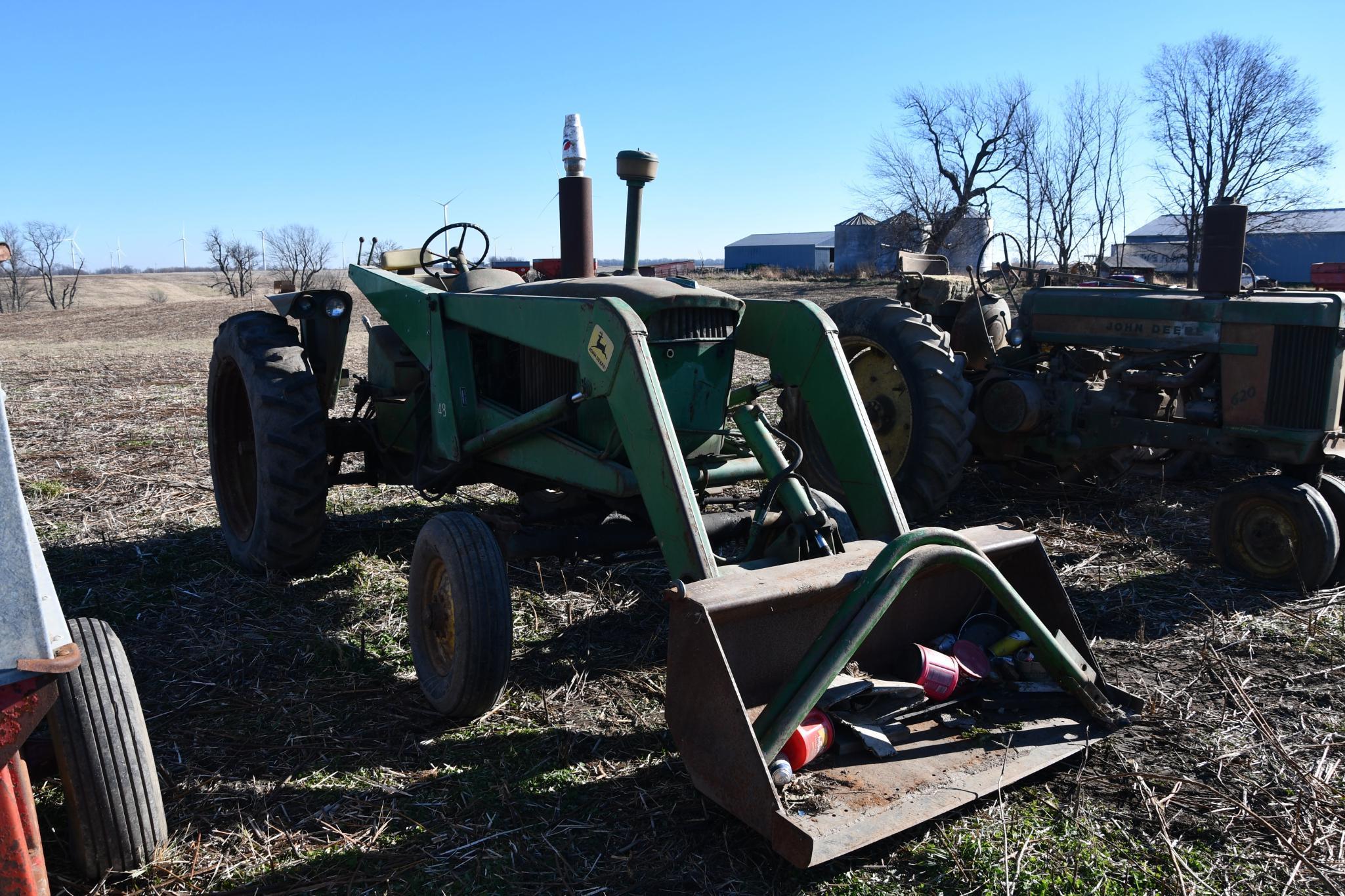 John Deere 3010 wide front 2wd tractor