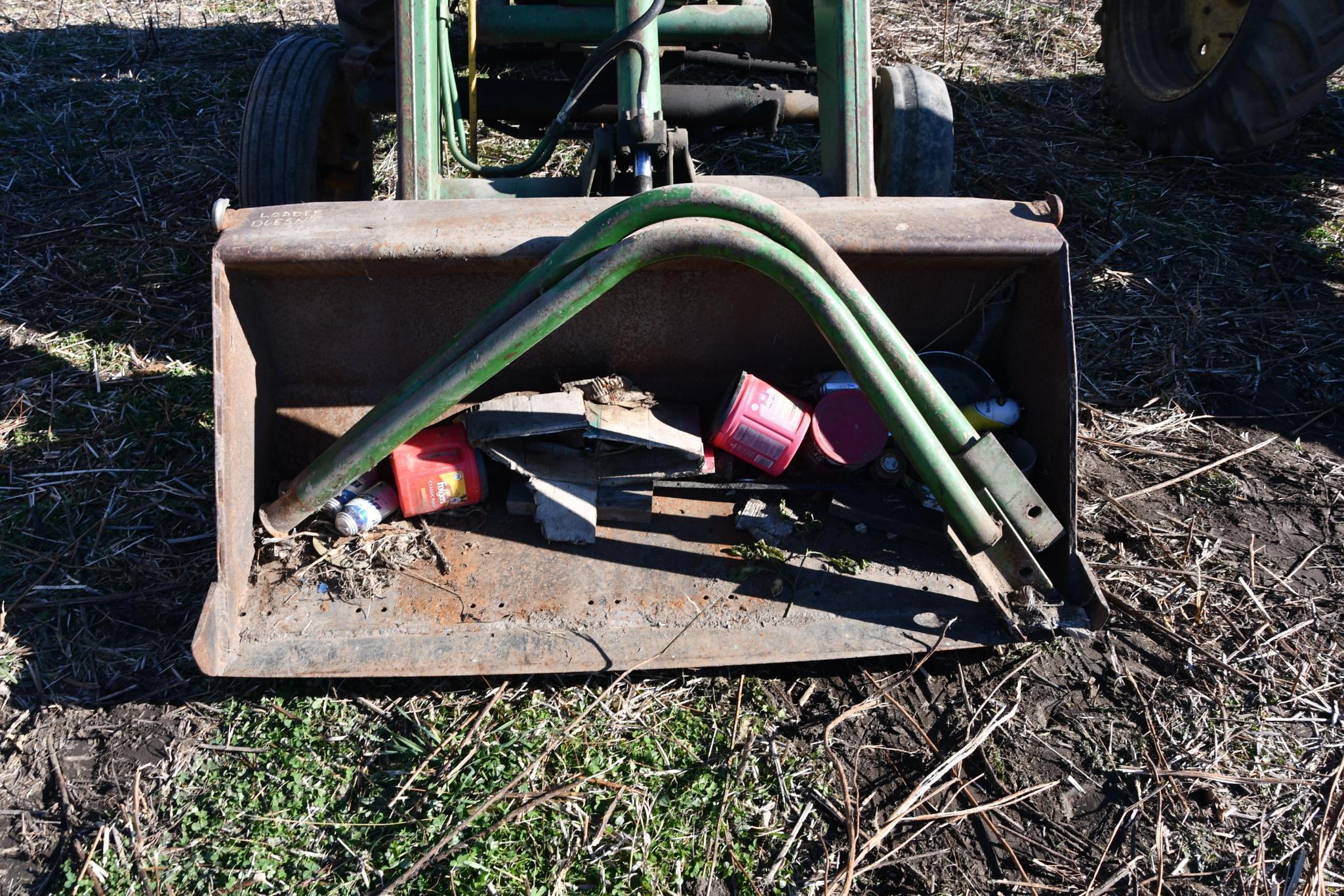 John Deere 3010 wide front 2wd tractor