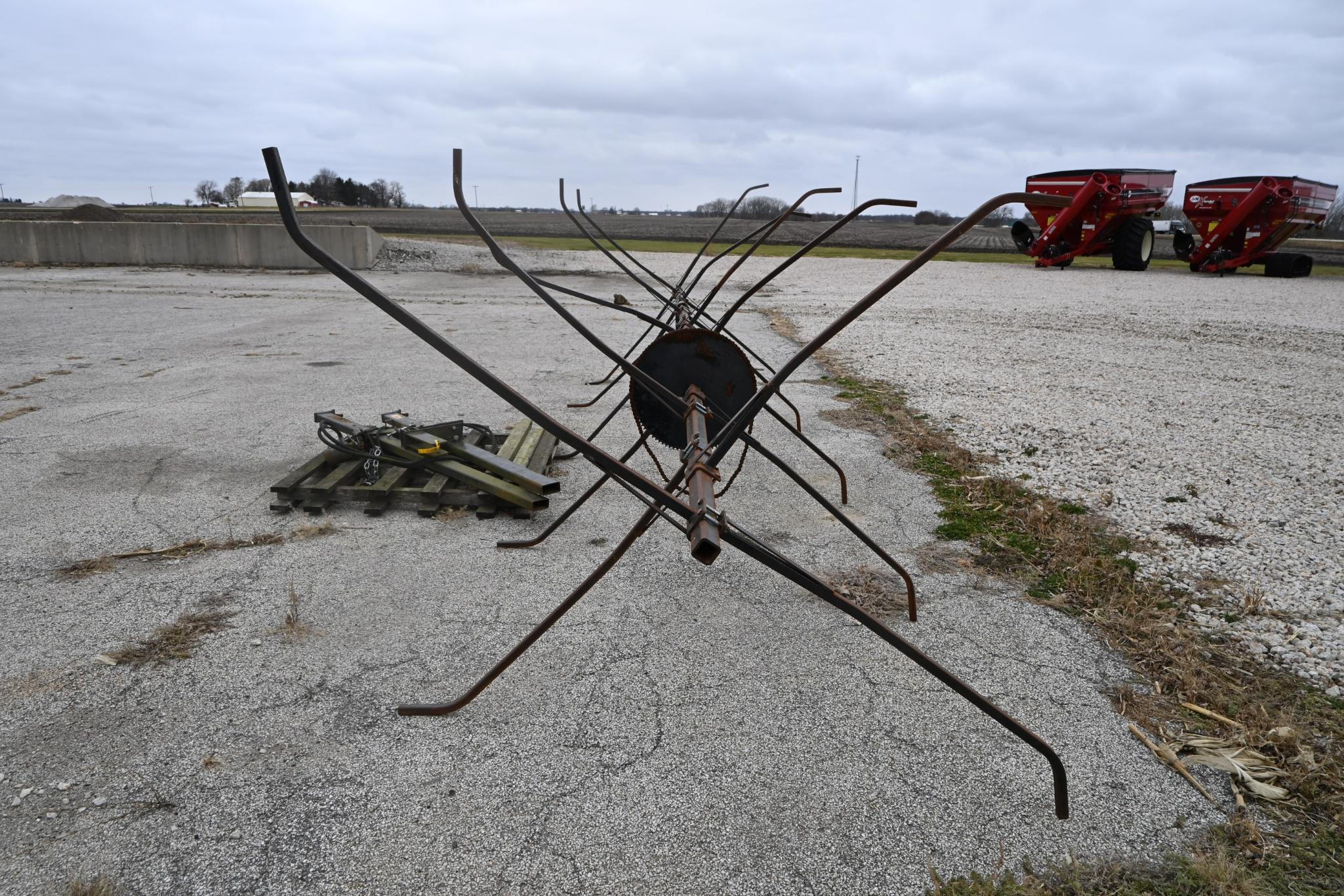 Kelderman 8 row corn reel