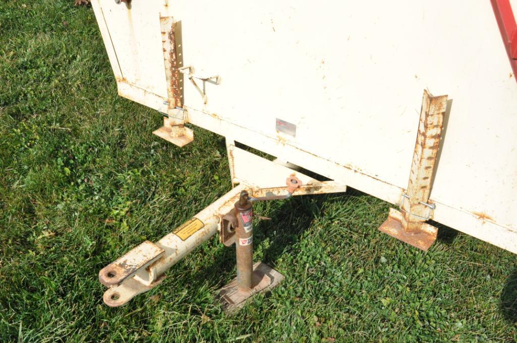 Apache CF8A150 portable cattle self-creep feeder
