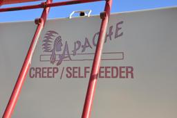Apache CF8A150 portable cattle self-creep feeder