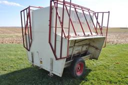 Apache CF8A150 portable cattle self-creep feeder