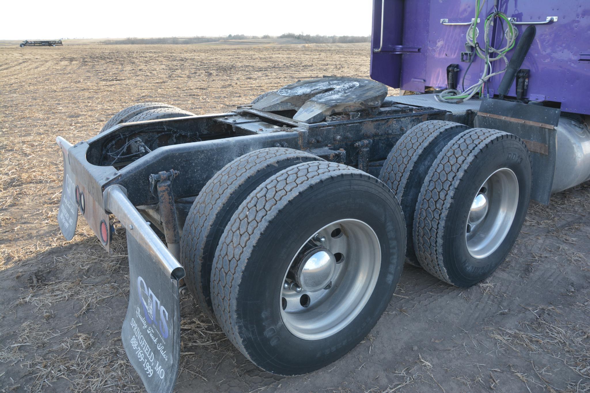 2007 Peterbilt 379 semi