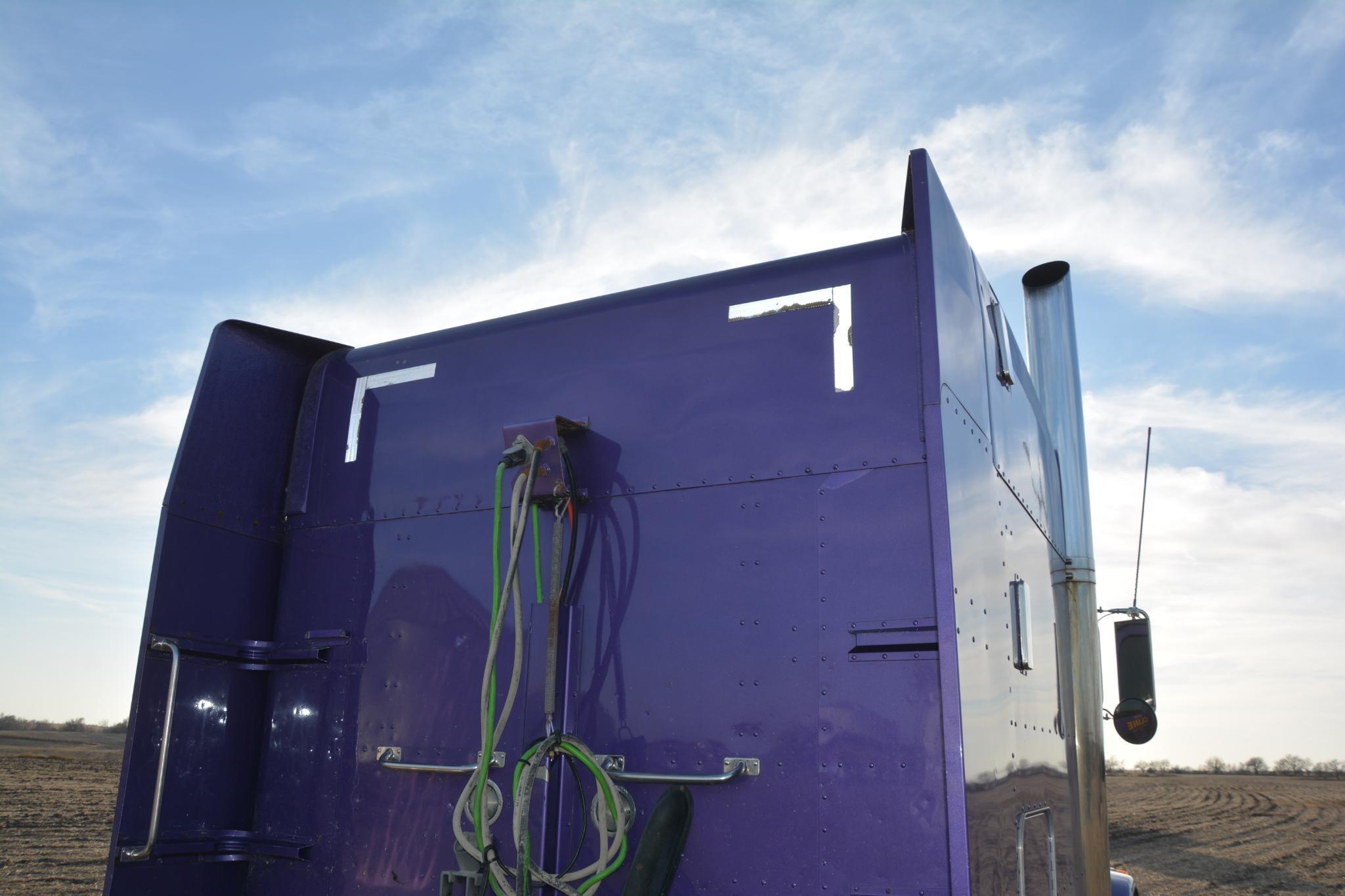 2007 Peterbilt 379 semi