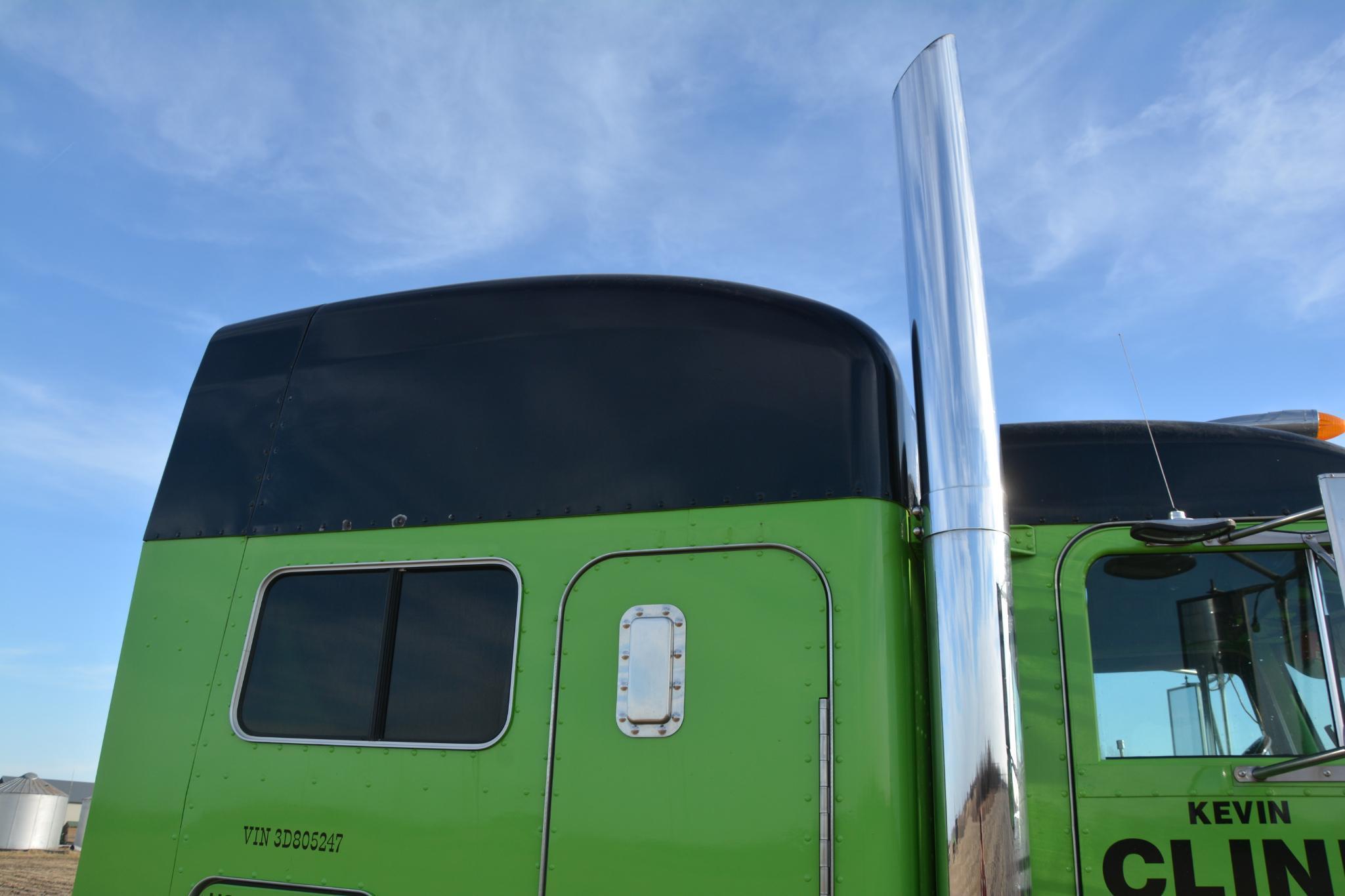 2003 Peterbilt 379 semi