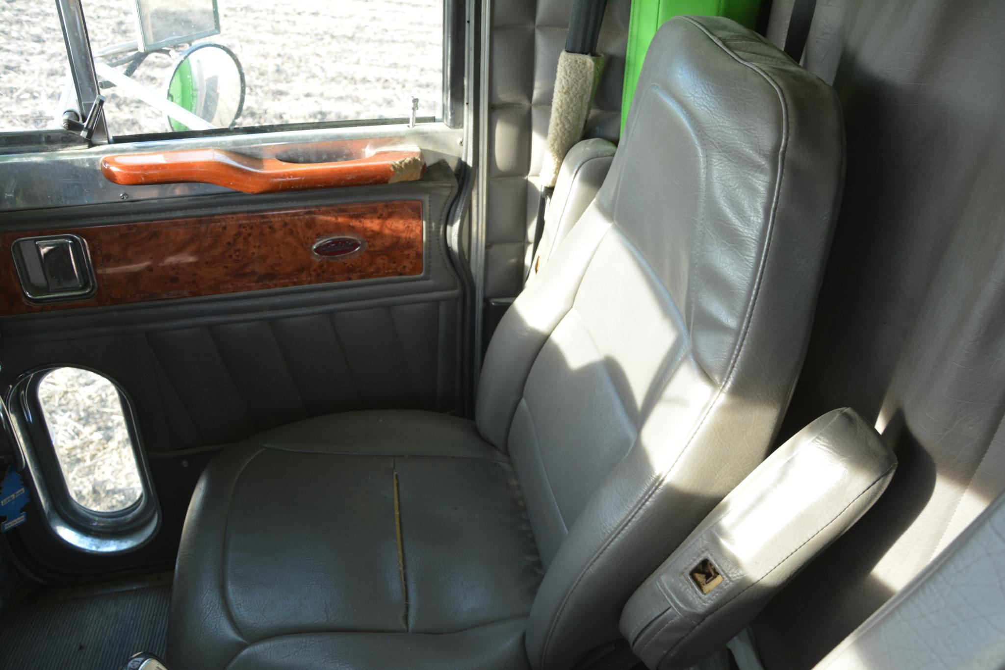 2003 Peterbilt 379 semi