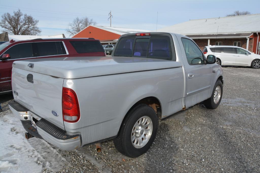 2001 Ford F-150 XLT pickup