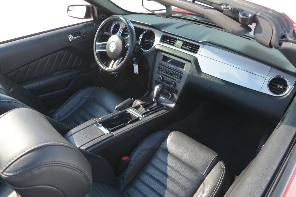 2014 Ford Mustang Convertible