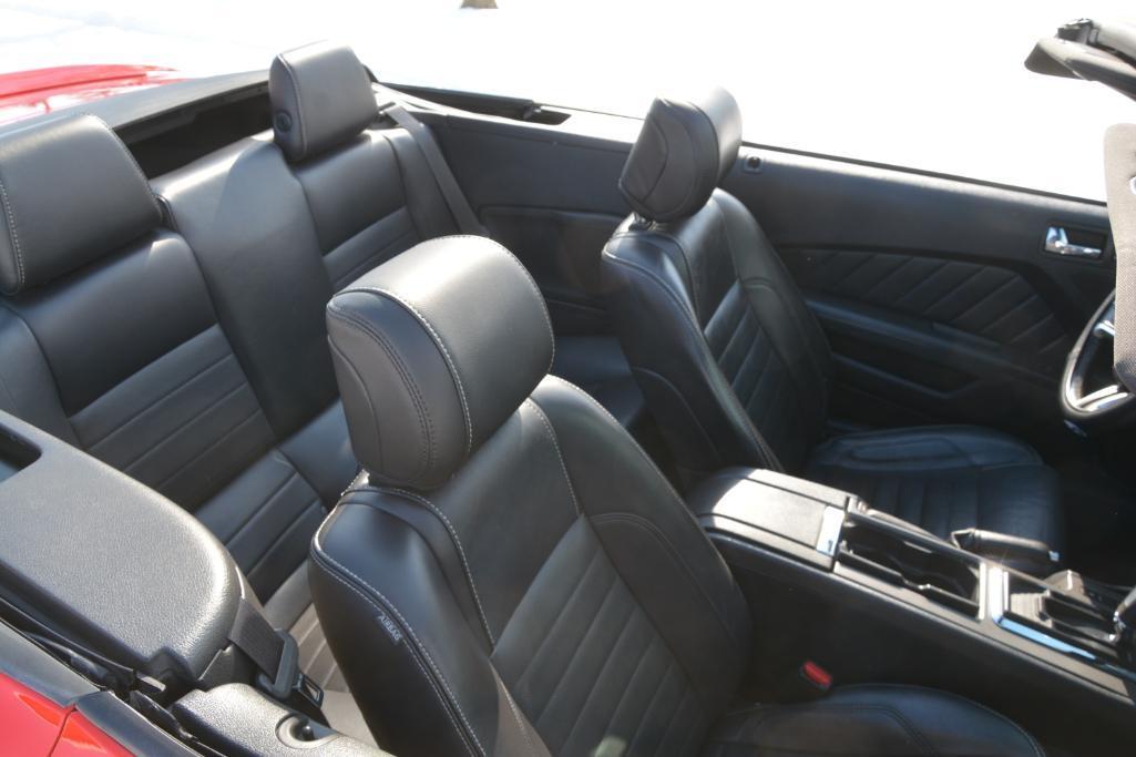 2014 Ford Mustang Convertible