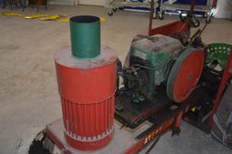 Avery miniature steam engine with water tank