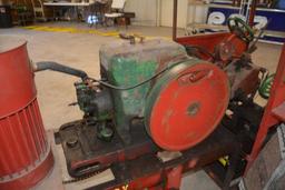 Avery miniature steam engine with water tank