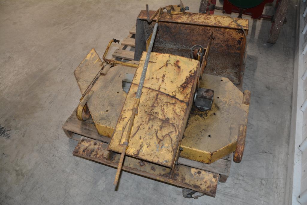 Struck miniature ride on youth dozer
