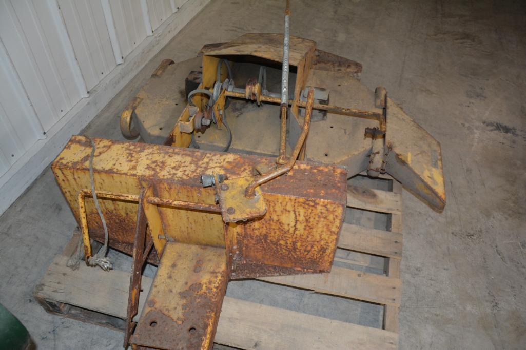 Struck miniature ride on youth dozer