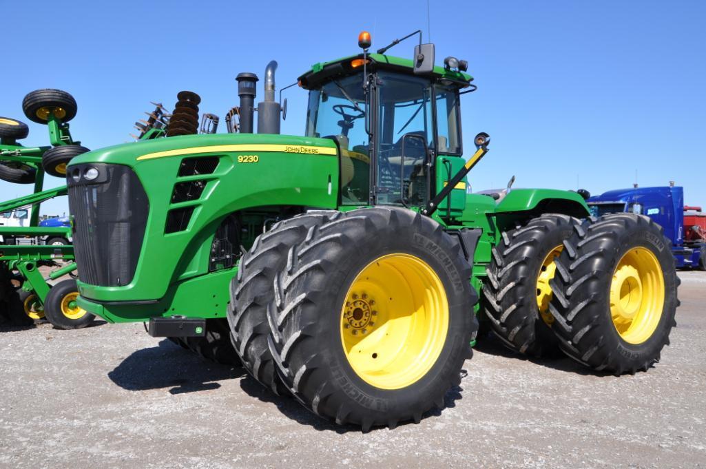 2010 John Deere 9230 4WD tractor