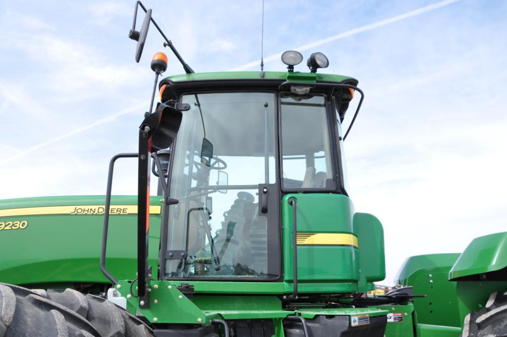 2010 John Deere 9230 4WD tractor