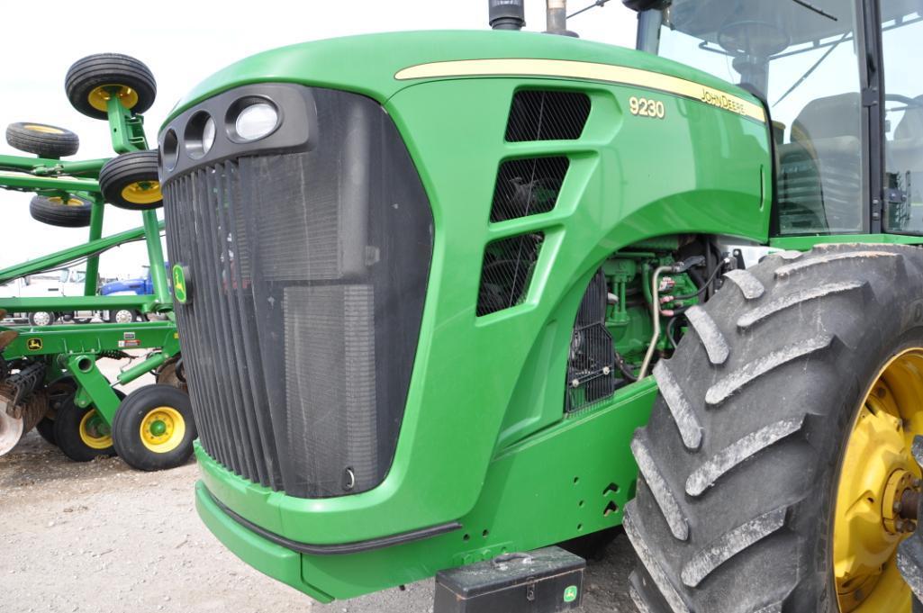 2010 John Deere 9230 4WD tractor