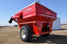 2019 EZ Trail 710 grain cart