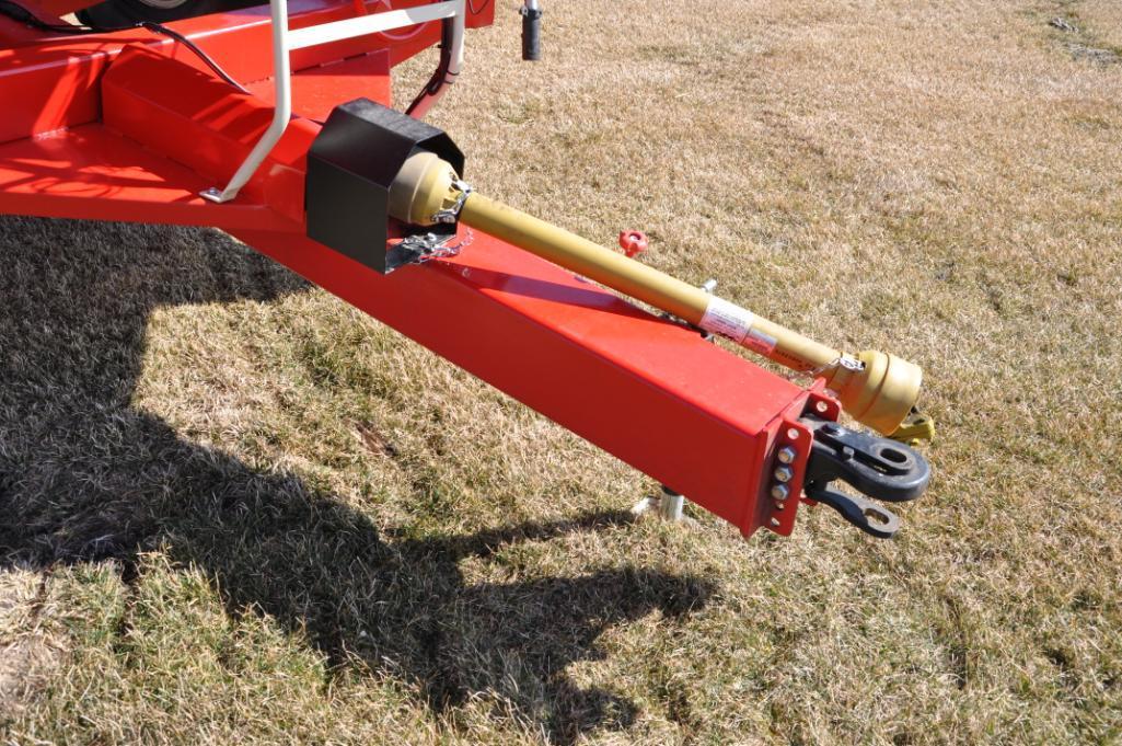 2019 EZ Trail 710 grain cart