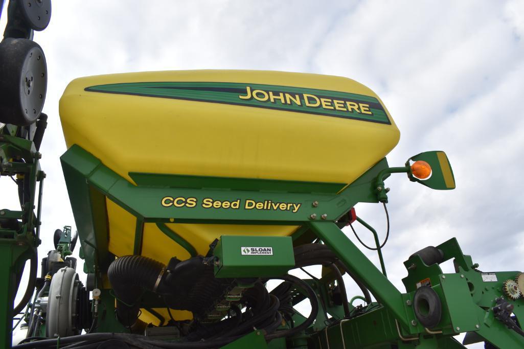 2008 John Deere 1790 CCS 16/31 planter