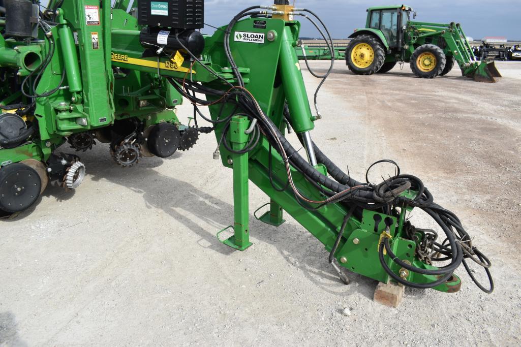2008 John Deere 1790 CCS 16/31 planter