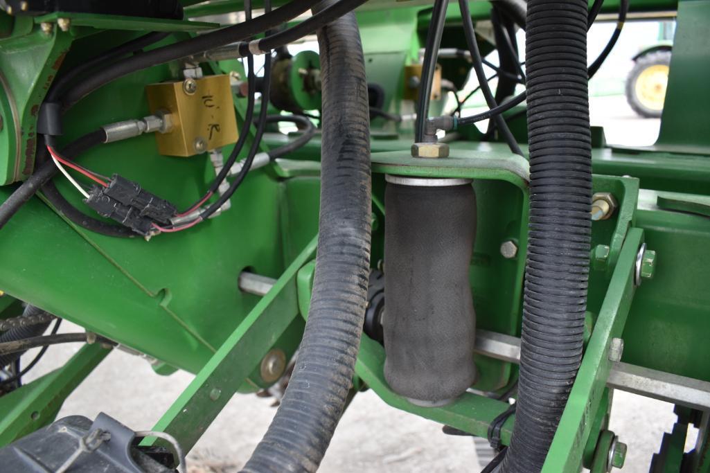 2008 John Deere 1790 CCS 16/31 planter