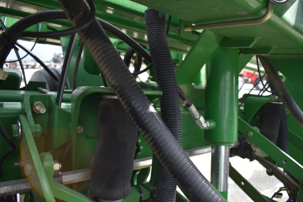 2008 John Deere 1790 CCS 16/31 planter