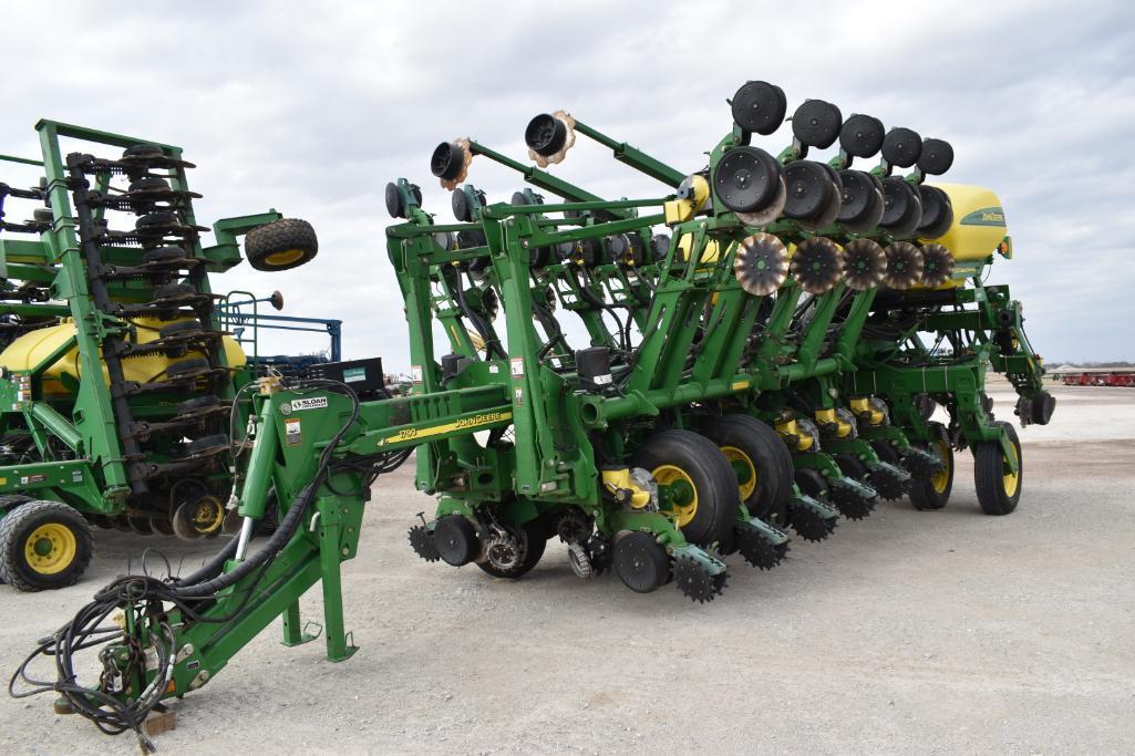 2008 John Deere 1790 CCS 16/31 planter