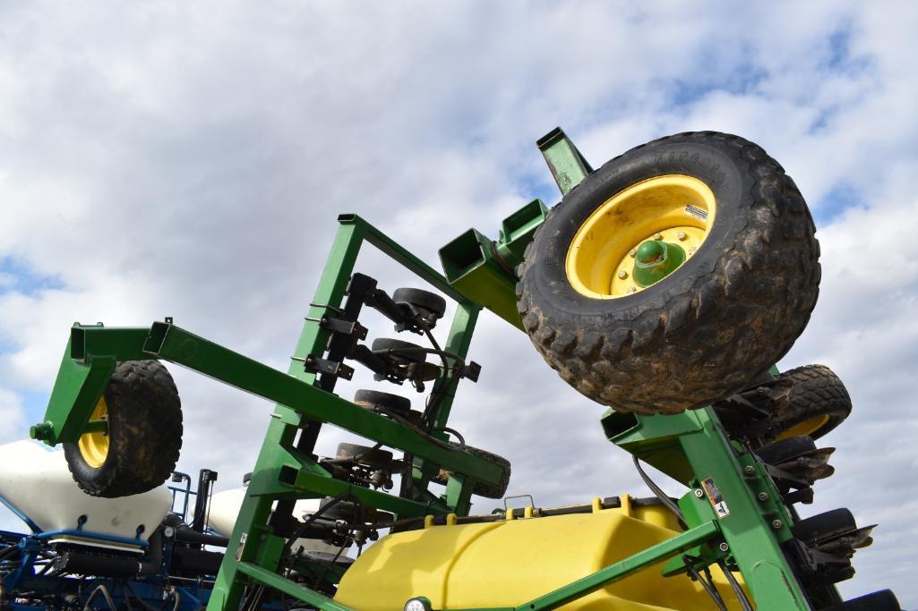 John Deere 1990 CCS 35' air seeder