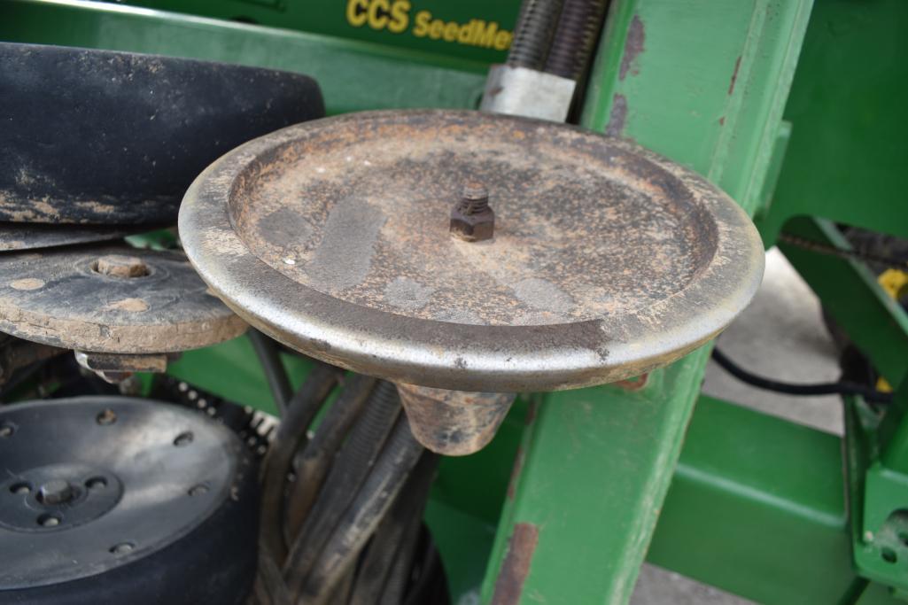 John Deere 1990 CCS 35' air seeder