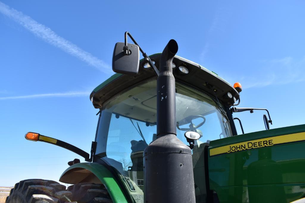 2011 John Deere 8235R MFWD tractor
