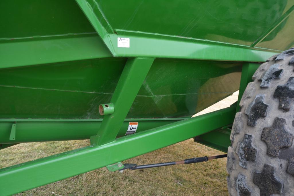 2005 Parker 938 grain cart