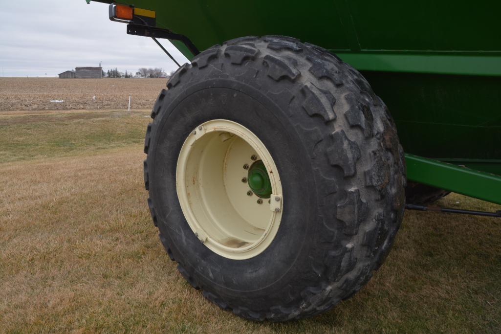 2005 Parker 938 grain cart