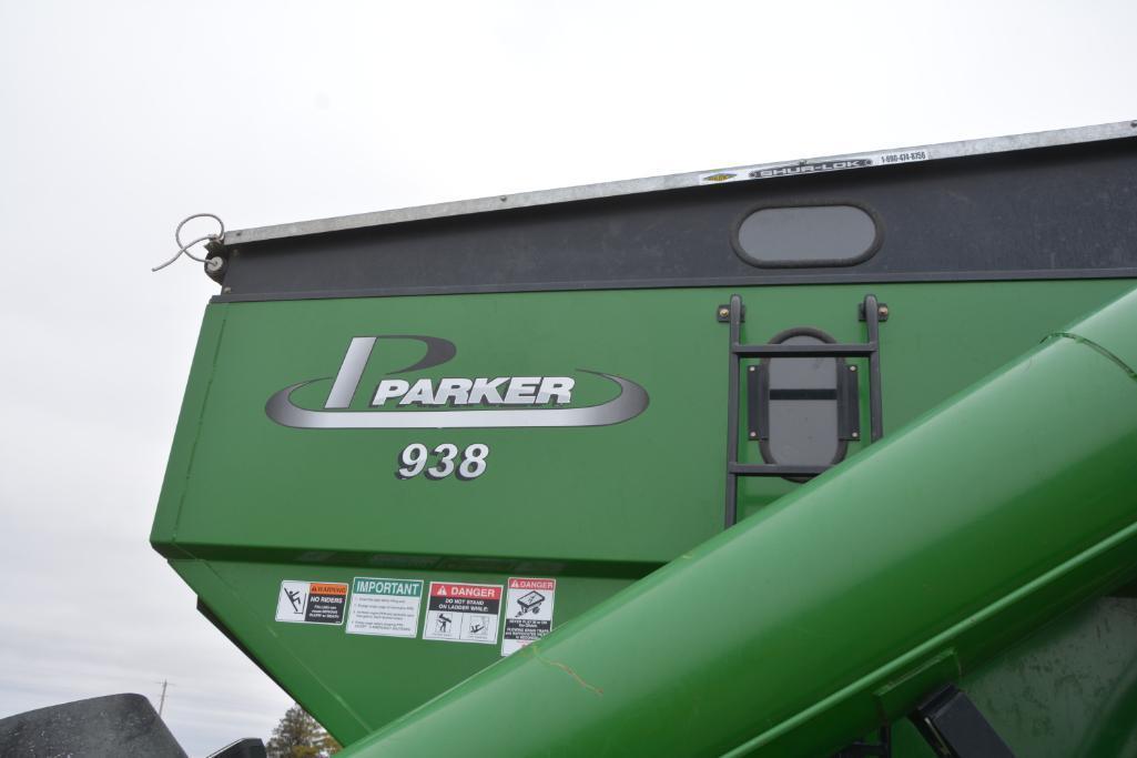 2005 Parker 938 grain cart