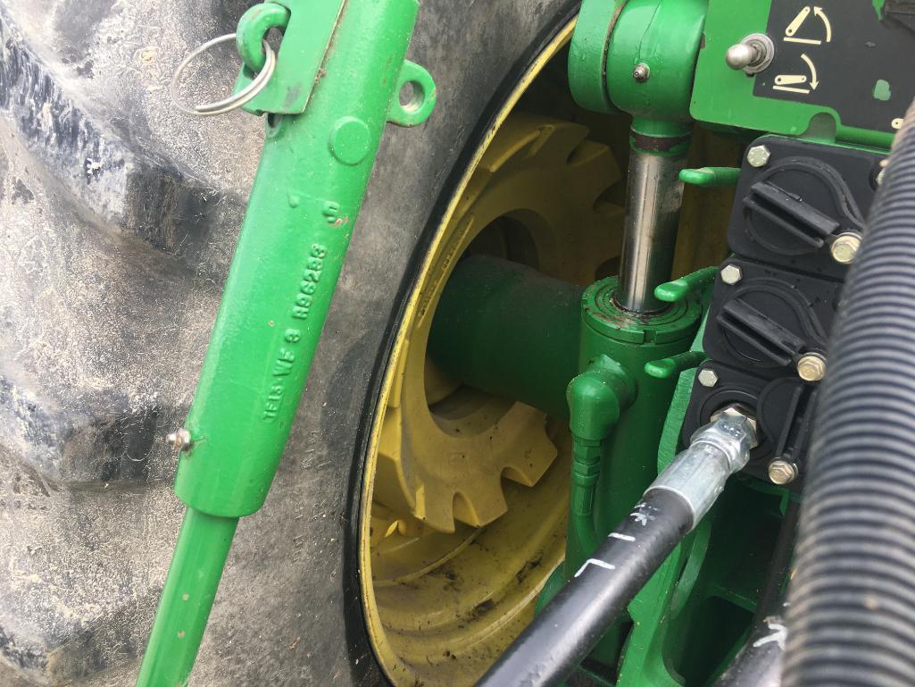 1997 John Deere 8100 2wd tractor