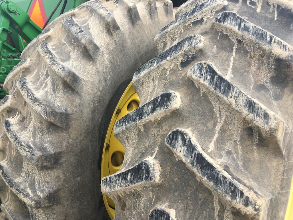 1997 John Deere 8100 2wd tractor